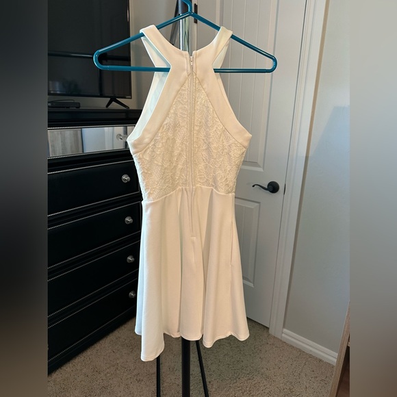 EUC Xtraordinary Fit and Flare Dress - Picture 2 of 5